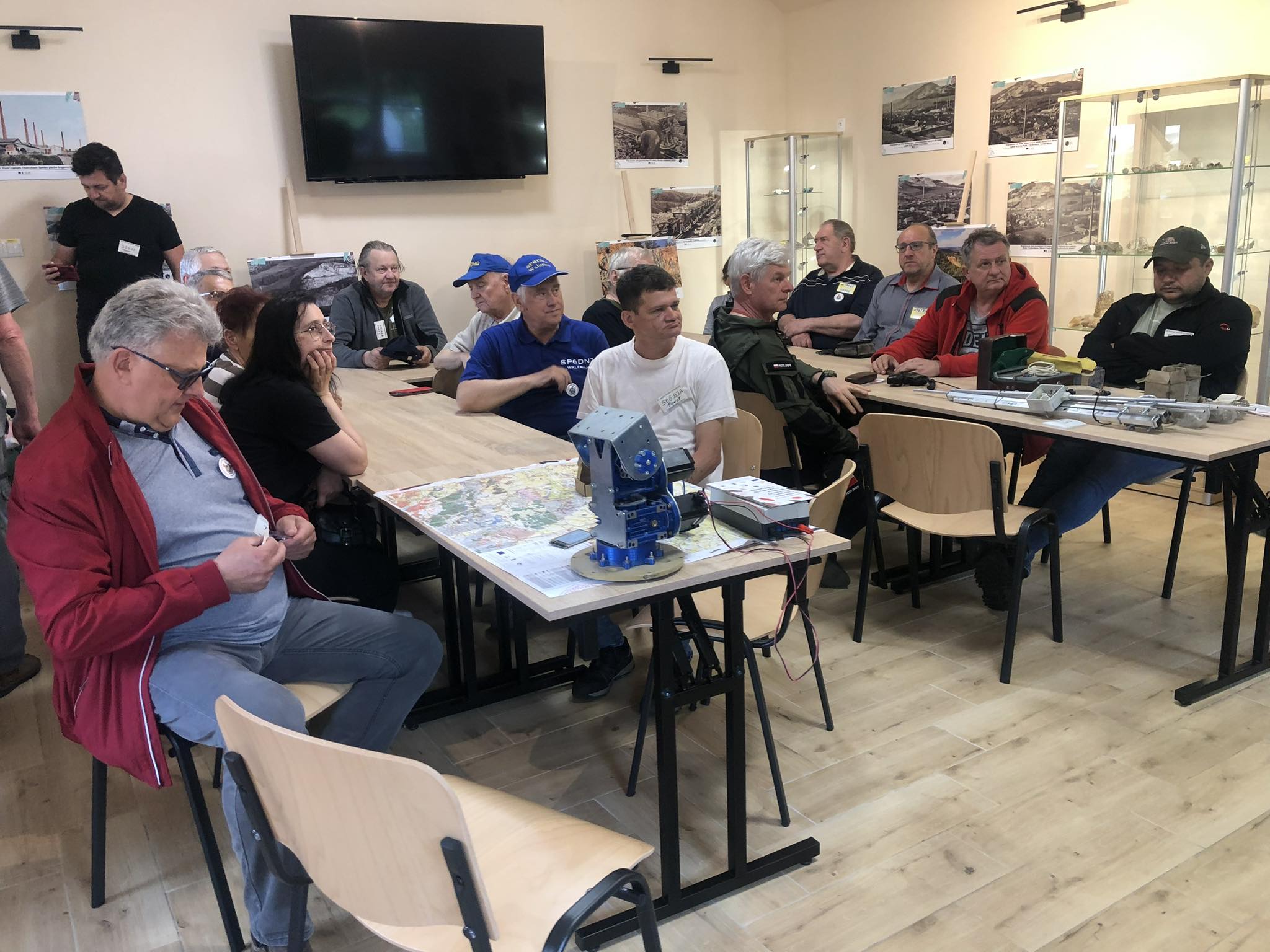 504747444_122116041998857123_5076786060938211916_n